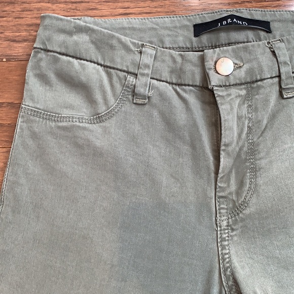 JBrand Anja Cuffed Pant in Olive Mid-Rise - Picture 2 of 5